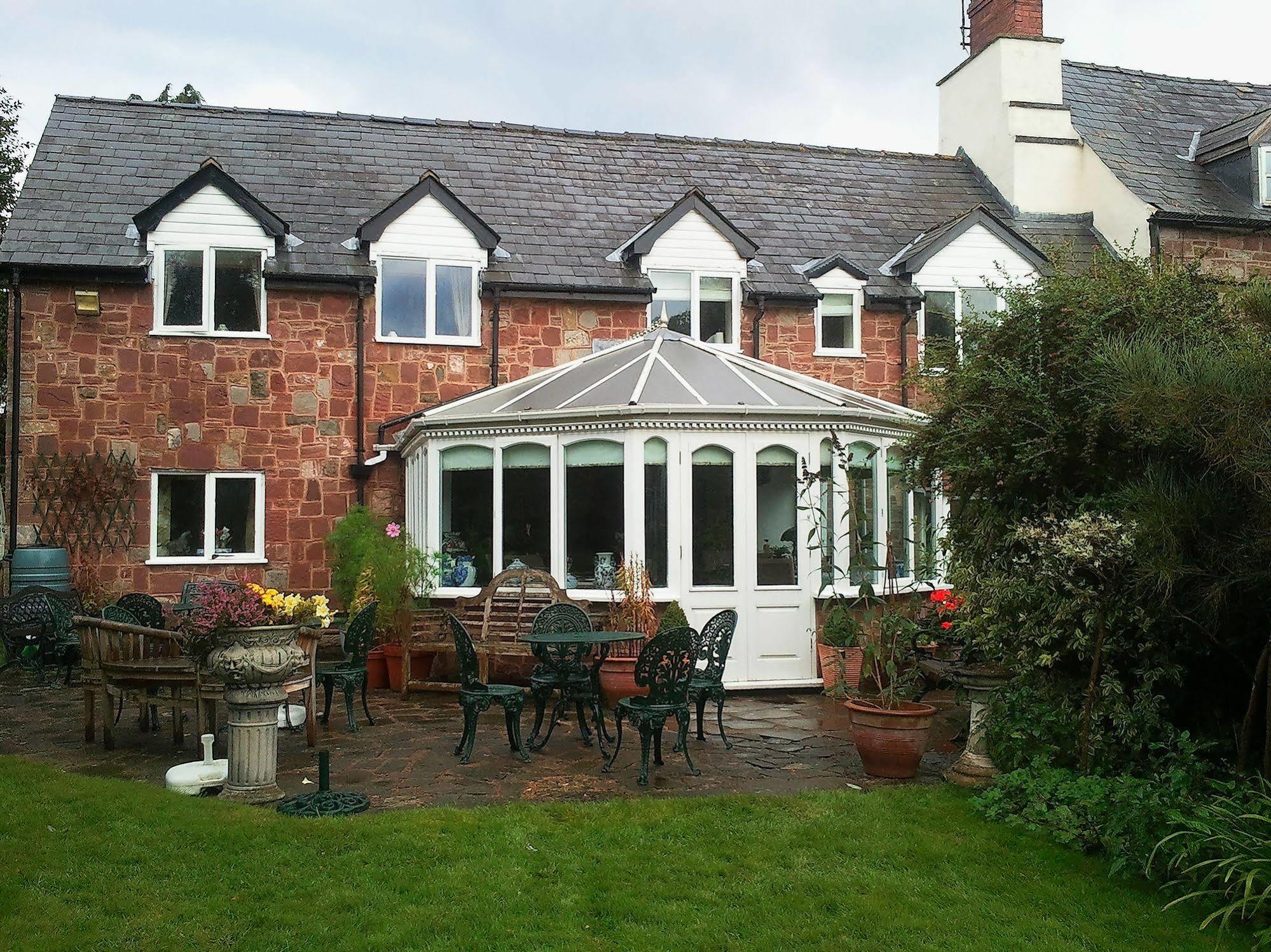 Wilton Court Restaurant With Rooms Ross-on-Wye Exterior foto