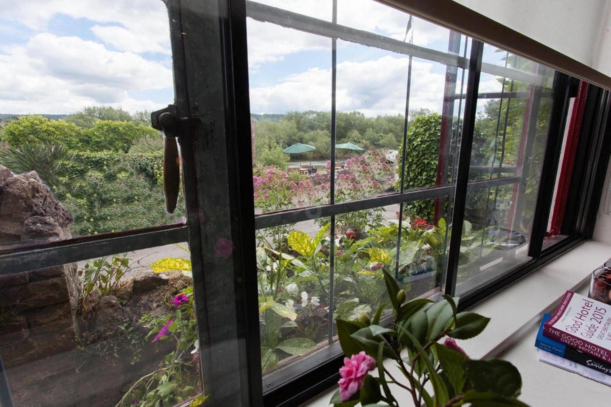 Wilton Court Restaurant With Rooms Ross-on-Wye Exterior foto