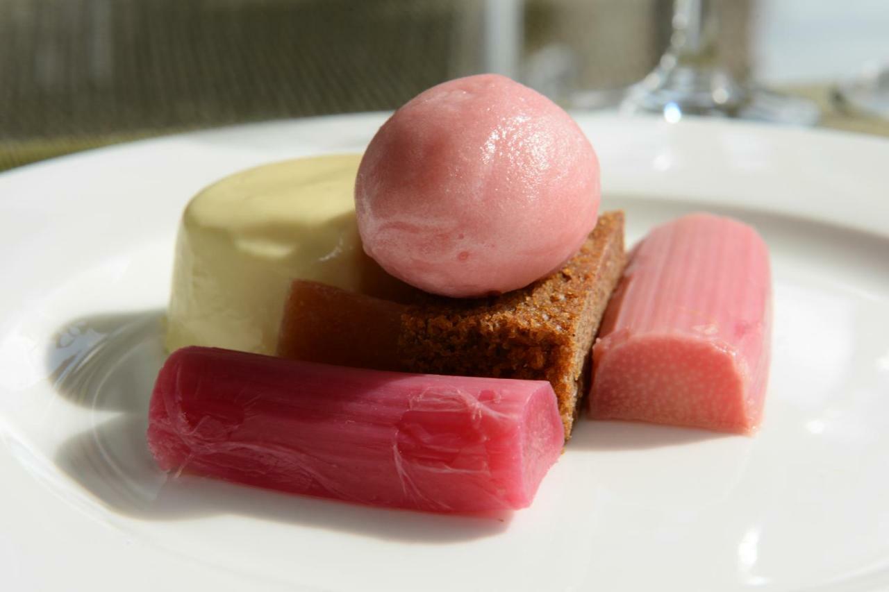 Wilton Court Restaurant With Rooms Ross-on-Wye Exterior foto